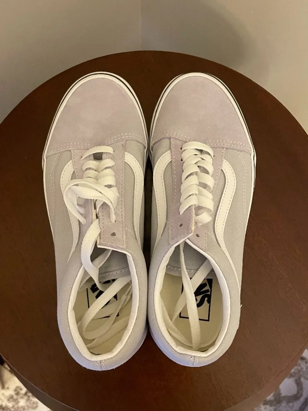 Vans Old Skool Sneaker in Gray and White Women's Size 8 NWOT